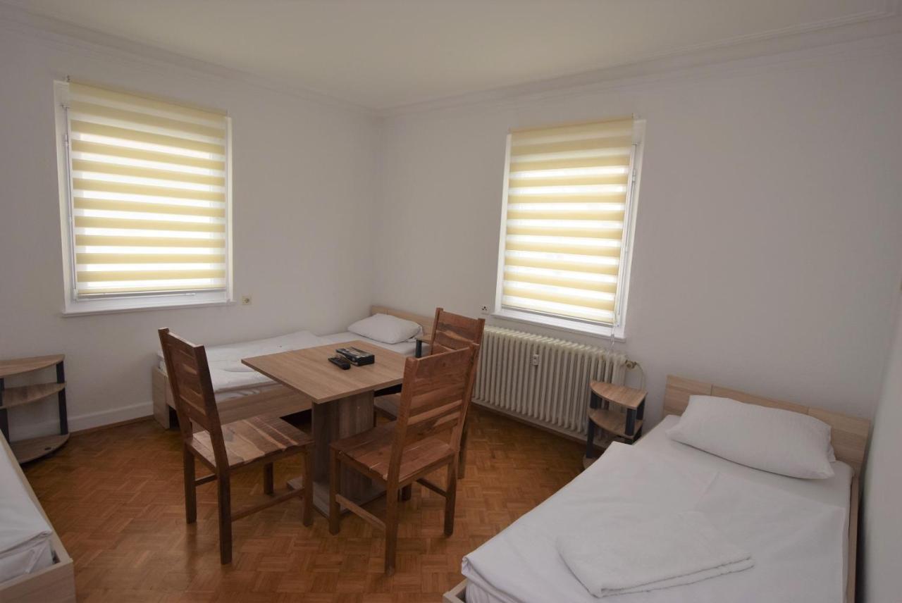 Nuertingen Zimmer Εξωτερικό φωτογραφία