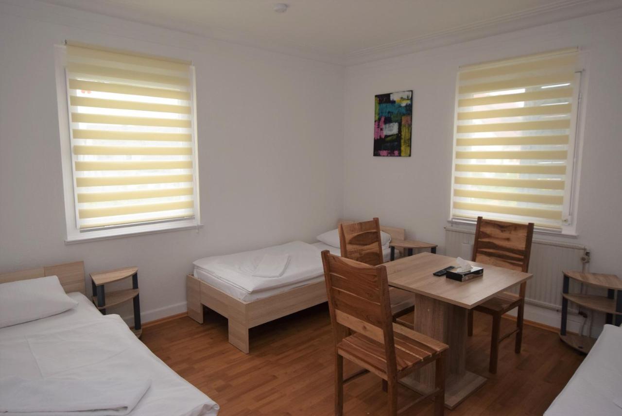 Nuertingen Zimmer Εξωτερικό φωτογραφία