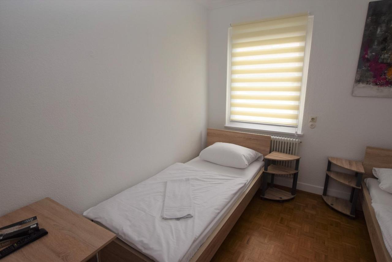 Nuertingen Zimmer Εξωτερικό φωτογραφία