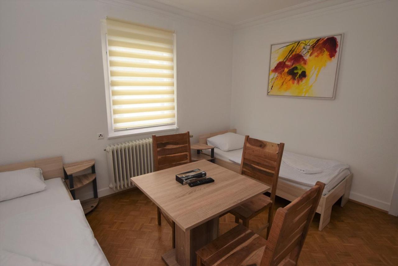Nuertingen Zimmer Εξωτερικό φωτογραφία