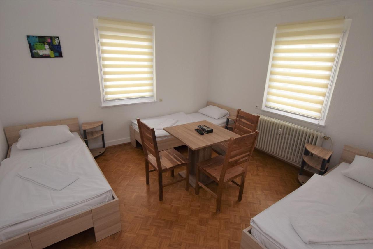 Nuertingen Zimmer Εξωτερικό φωτογραφία