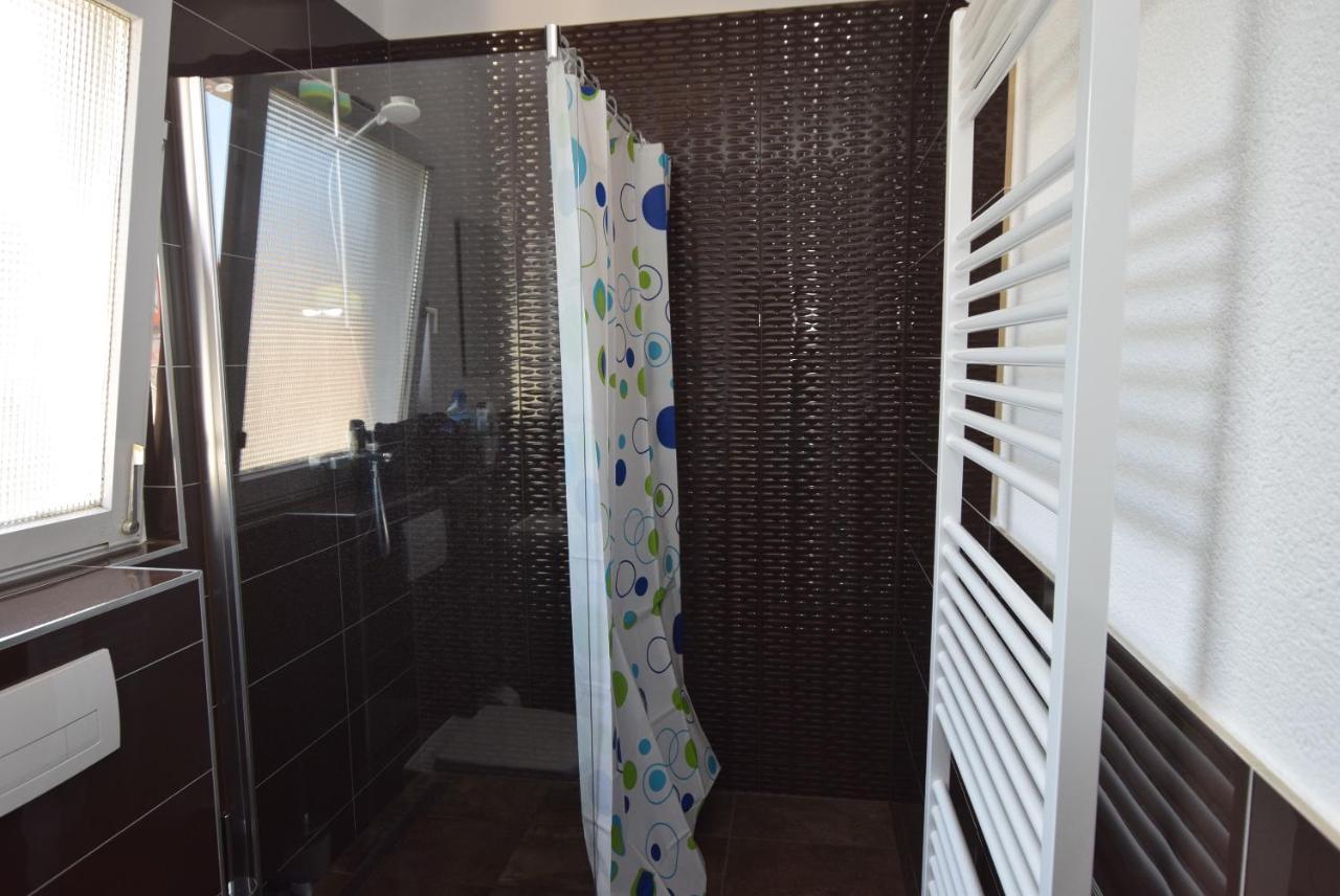 Nuertingen Zimmer Εξωτερικό φωτογραφία